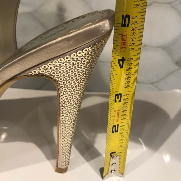 Lulu Townsend gold satin peep-toe platform heels - Picture 11 of 13